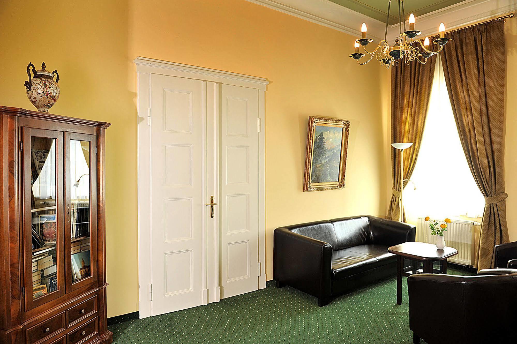 דרזדן Apartmenthaus Stadt Metz מראה חיצוני תמונה