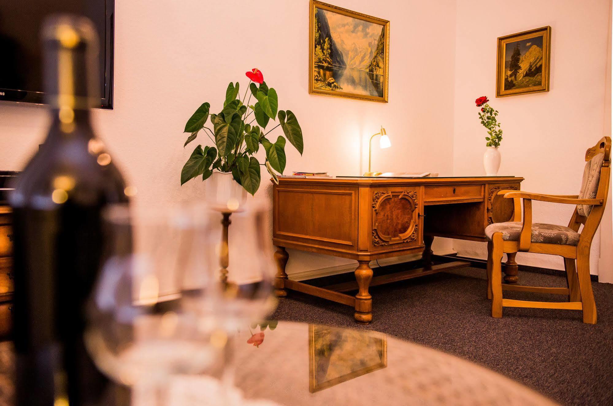 דרזדן Apartmenthaus Stadt Metz מראה חיצוני תמונה