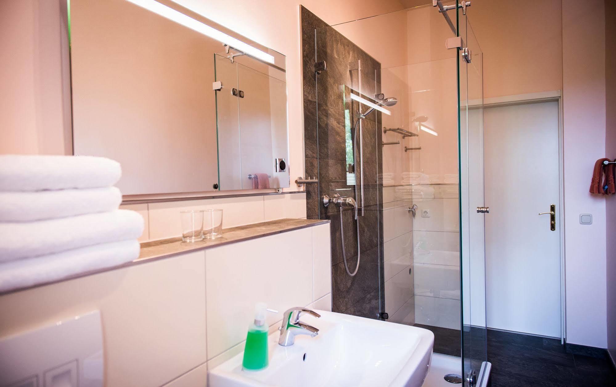 דרזדן Apartmenthaus Stadt Metz מראה חיצוני תמונה